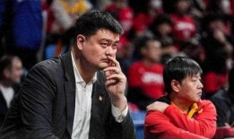杨毅再次爆料姚明握剑视频,揭秘篮球巨星背后的英勇瞬间