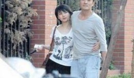 于小伟爆料买书的视频,他的独家买书心得与推荐