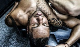 纹身痛苦视频在线观看,揭秘纹身过程中的真实感受